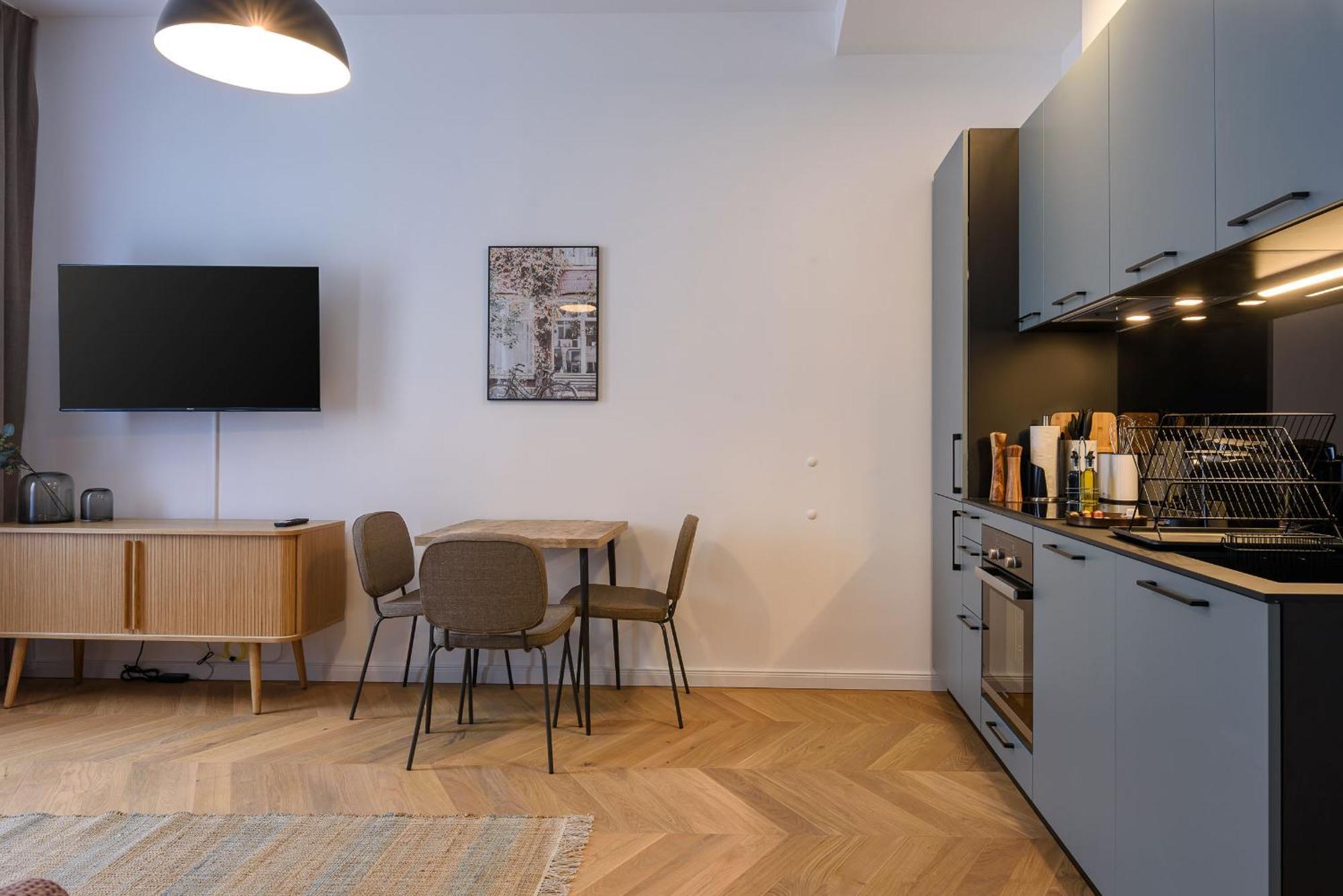 Limehome Karajangasse Apartment